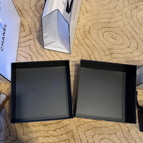 Chanel White Box with Black Accents - Picture 15 of 16